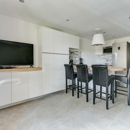 Le Hameau Des Pins Apartment Saint-Raphaël Екстериор снимка